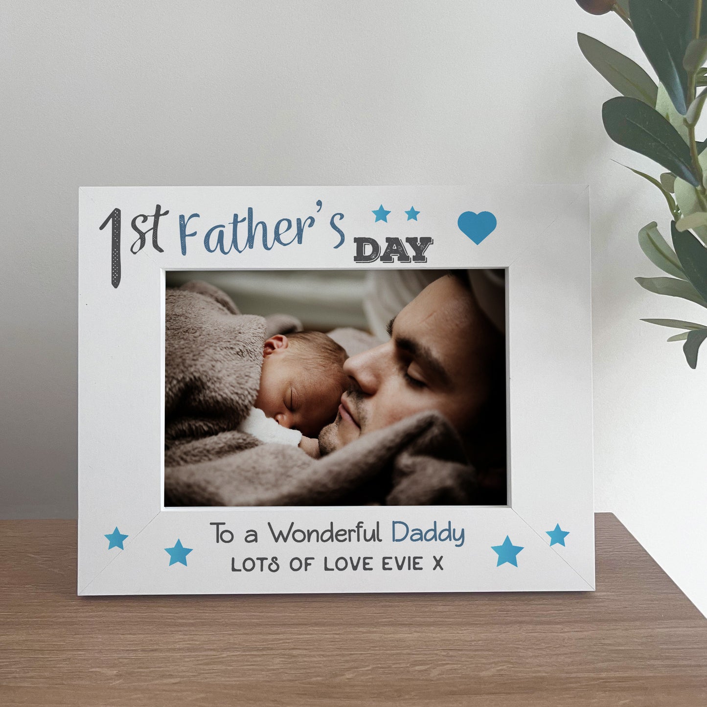 1st Father's Day Gifts For Daddy Personalised 7x5 White Wooden