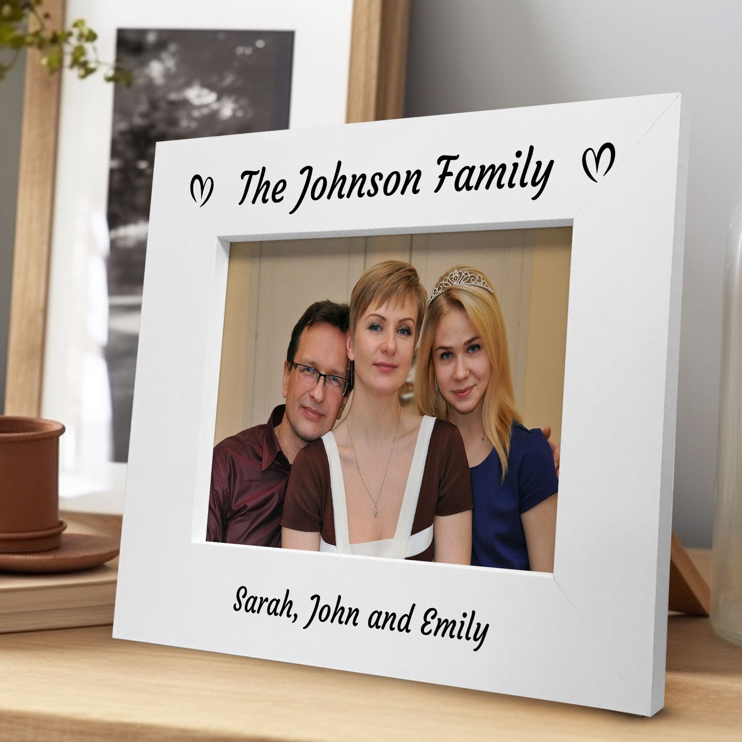 Personalised Family Photo Frame 7x5 White Wooden Picture Frame