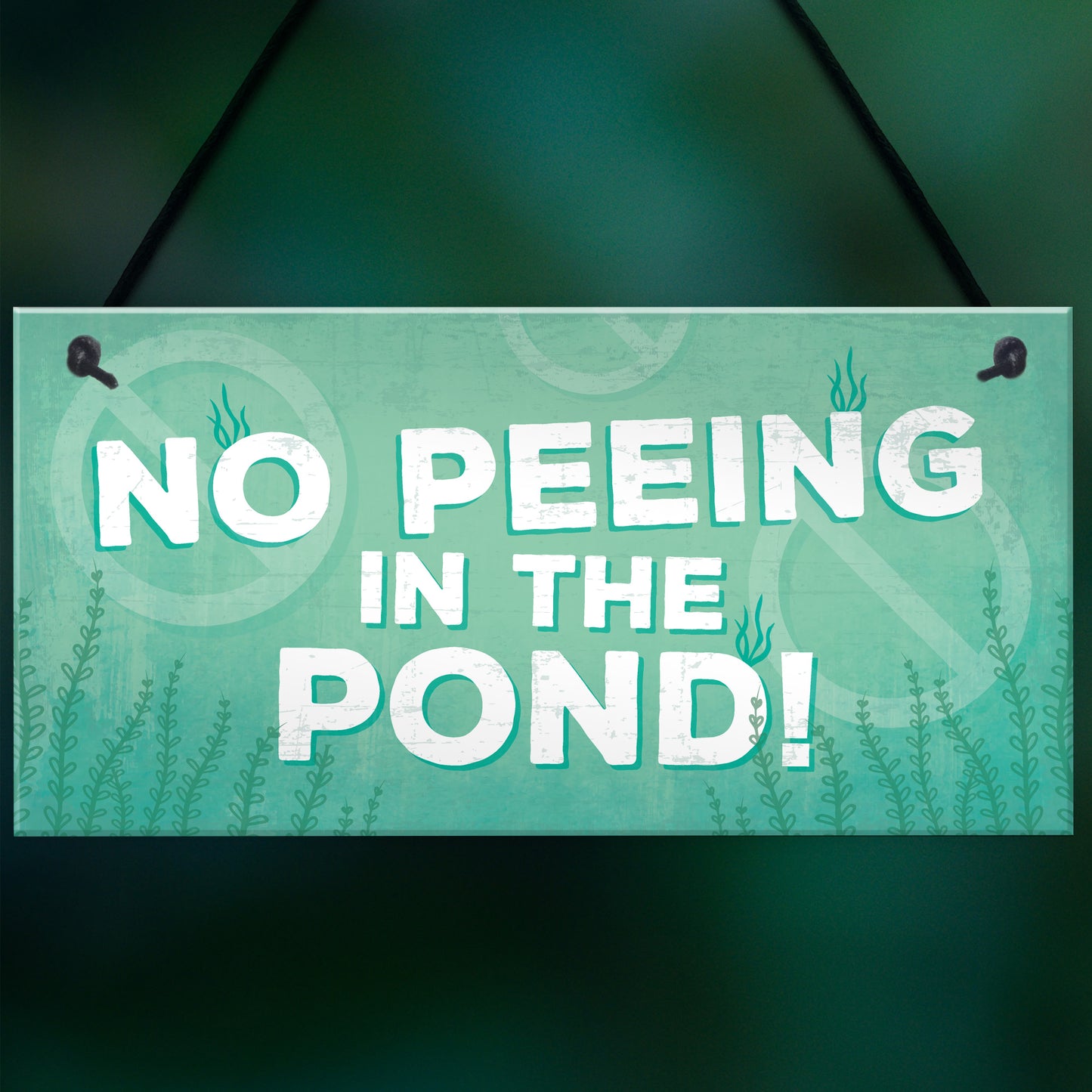No Peeing Hanging Plaque Garden Hot Tub Shed Pond Sign Gift