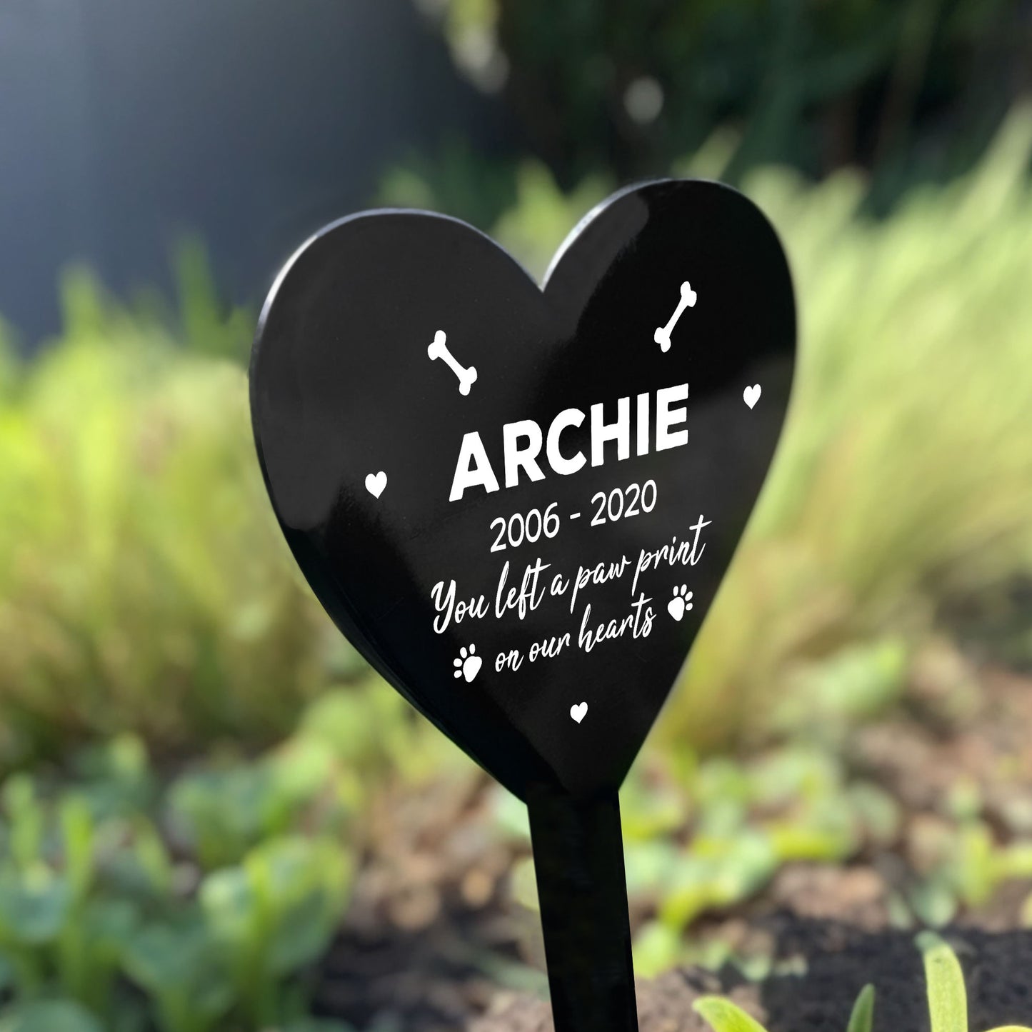 Personalised Dog Memorial Heart Stake Grave Marker Memorial Sign